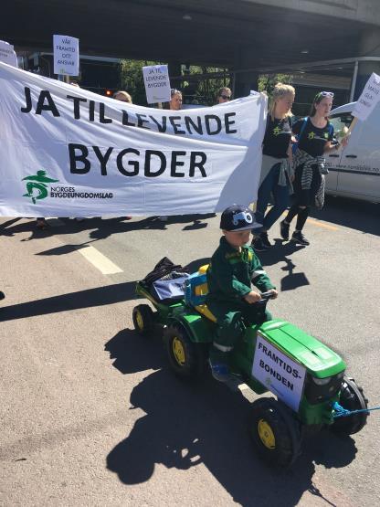 MENING NBU skal være en aktiv meningsytrer når det gjelder distrikts- og ungdomsspørsmål. NBUs meninger skal kommuniseres i relevante fora, både internt og eksternt.