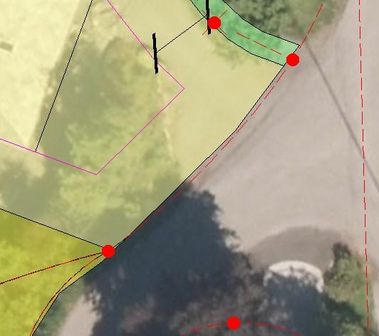 Layouten på kartet Det er mye informasjon i kartet og en del av teksten er ikke lett å lese. Kan man f.eks. justere ned størrelsen på gnr/bnr? Selve feltnavnene kan også gjøres litt mindre.