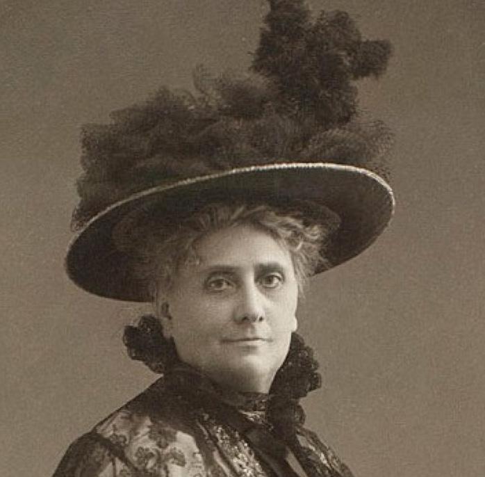 Om Gina Krog COS 170379 Jørgine («Gina») Anna Sverdrup Krog var en norsk politiker og kvinnesaksaktivist. Hun ble født 20. juni 1847 i Lofoten, og døde 14. april 1916 i Kristiania.