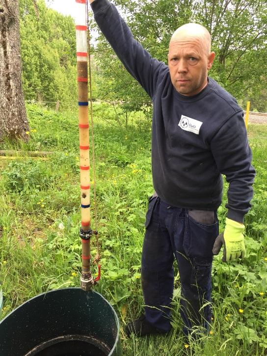 10 SLAMPRODUKSJON I MINIRENSEANLEGG 3 Resultater Som beskrevet i kap. 2 er alle anlegg undersøkt ved å bruke slam-måleren Cerlic kombinert med slamprøverøret.