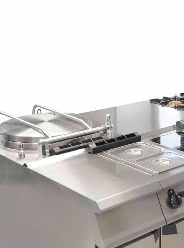 METOS 700/900/1100 Restaurantserie Metos 700/900/1100 restaurantserie er konstruert av moduler som er både fleksible og ergonomiske.