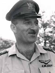 I 1948 ble Hod en av de første pilotene i staten Israels nye flyvåpen (IAF). Hod fløy Spitfire, Messerschmitt og etter hvert jetflyet Gloster Meteor.