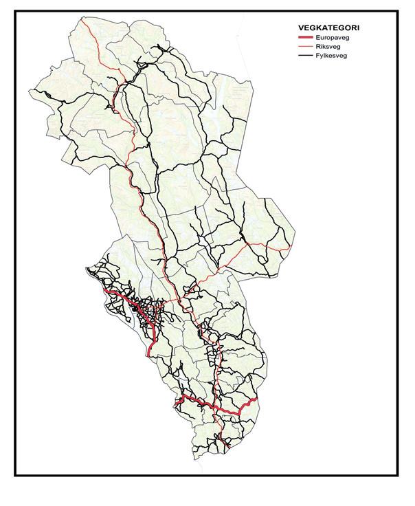 2. Samferdsel og pendling Hedmark er et av landets største veifylker. Vegnettet består av 701 km riksveier og 3847 km fylkesveier. Og i tillegg kommer private veier.