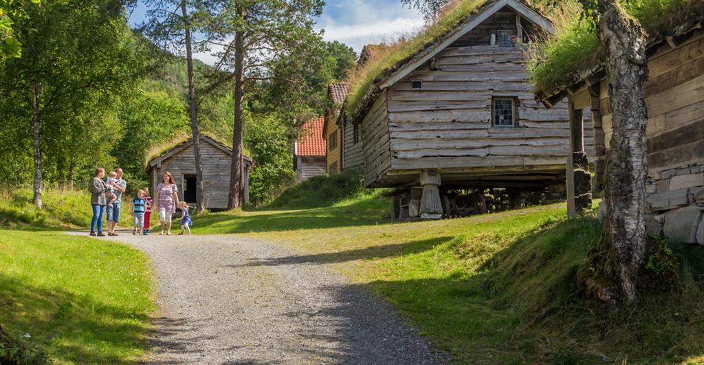 KULTURTURISTENE I NORGE I SOMMER- SESONGEN I dette avsnittet rettes fokuset på de sentrale kulturturistene som har besøkt Norge i sommersesongen 2016.