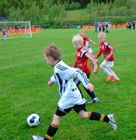 Hvis det fortsatt da er likt, 1 og 1 straffe til kampen er avgjort. Premie til alle spillere og pokal til 1., 2.