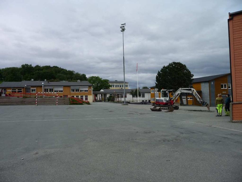 LADE SKOLE, TRONDHEIM KOMMUNE, MILJØTEKNISK GRUNNUNDERSØKELSE OG TILTAKSPLAN 11 Det totale berørte tiltaksområde er på ca.