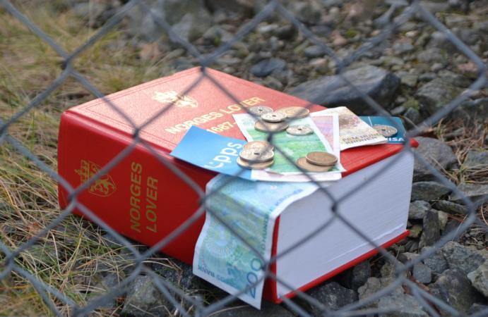 adgangen til badestrand, teltplass eller annet