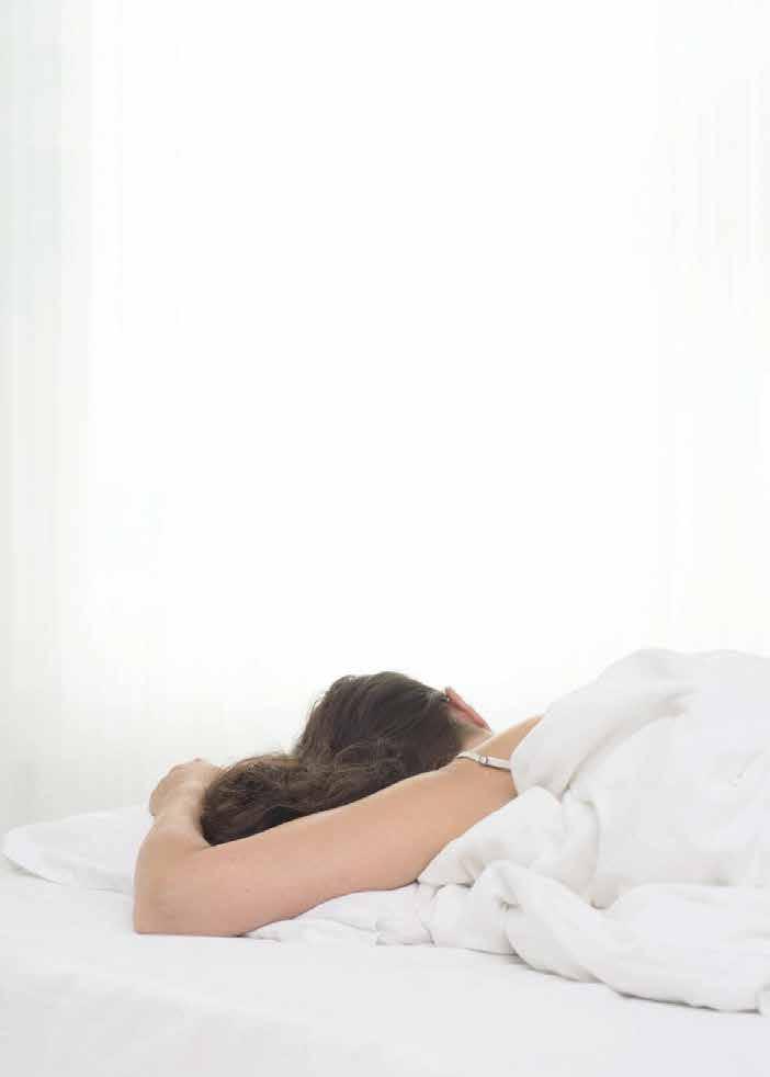 BLI VENN MED SØVNEN DIN Forsøk å akseptere hvordan søvnen din fungerer. Blir du irritert over at du ikke får sove bedre, er det ofte vanskelig å sove godt.