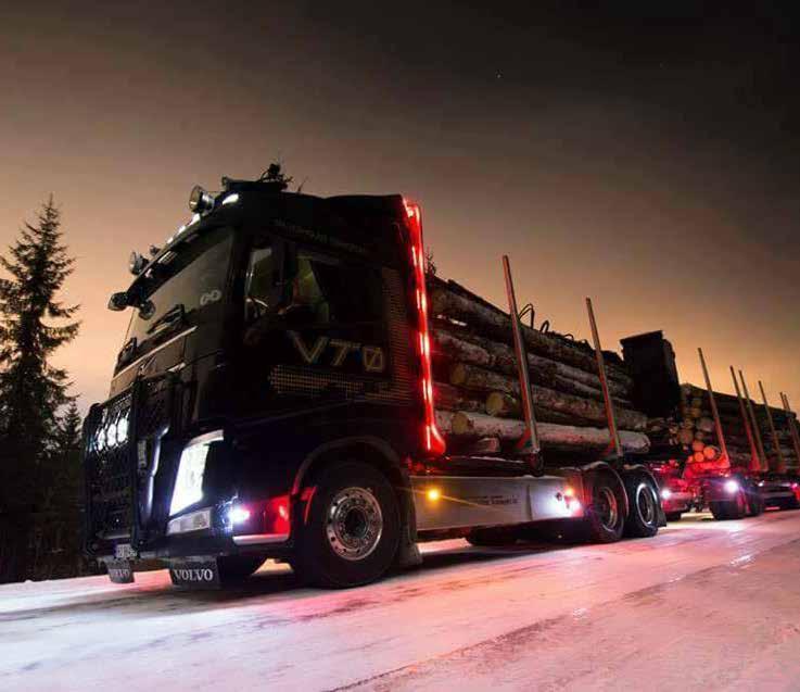 Transport Dalen Photography Lilleseth er spesialist på hjulgående kjetting og leverer store mengder til transportnæringen i Norge.