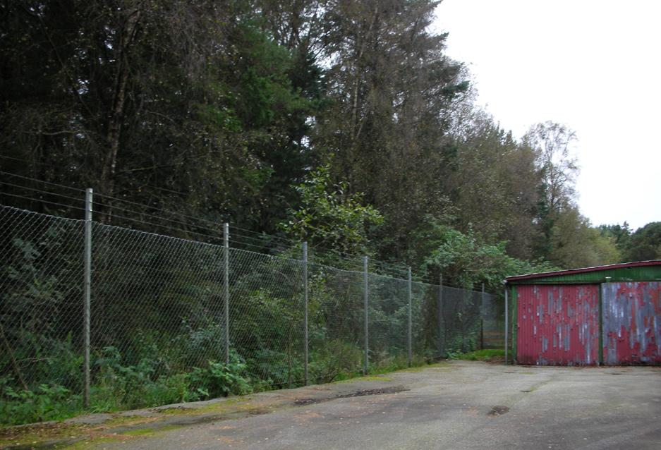 . En sektor huser fritidsbebyggelse. Gjennom denne går den gamle Sjøveien.