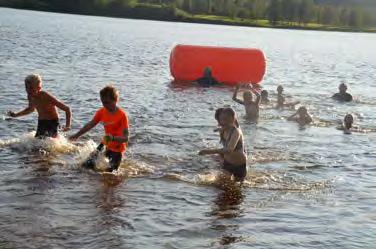 Røa Bogstad Triatlon i solskinn Onsdag 23. August 2017 Dagen før Klubbmesterskapet i triatlon har vi notert 45 påmeldte og yr.no varslet sol og 20 o C store deler av dagen.