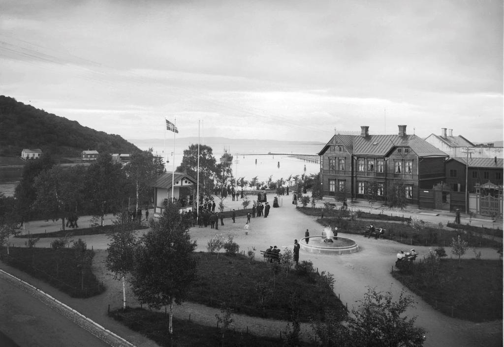 Dagens park etablert etter bybrannen i 1897 Forslag til forskrift og