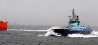 Østensjø har i dag en flåte bestående av: 19 taubåter, til bruk ved trekking av tankere inn og ut fra oljeraffinerier og landanlegg.