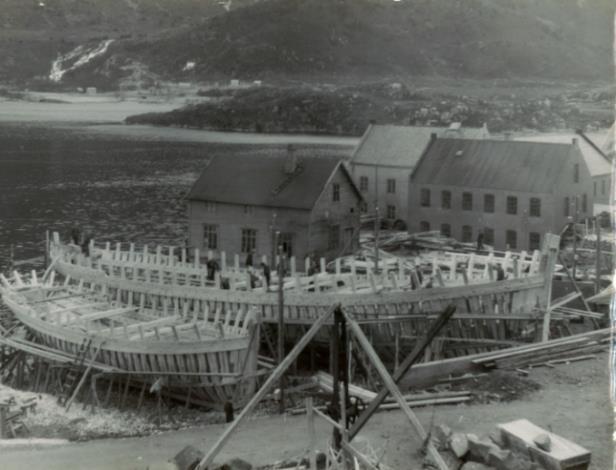 Dersom en tar hensyn til bruk av innleid personell og on site underleverandører, er VARD den suverent største virksomheten i Møre og Romsdal.