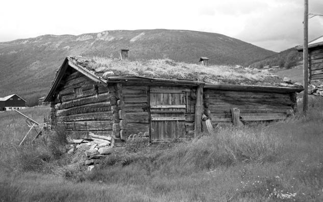 GAMLE HUS DA OG NÅ, 2.