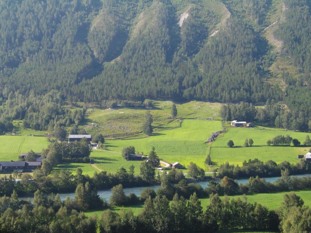 GAMLE HUS DA OG NÅ, 2.