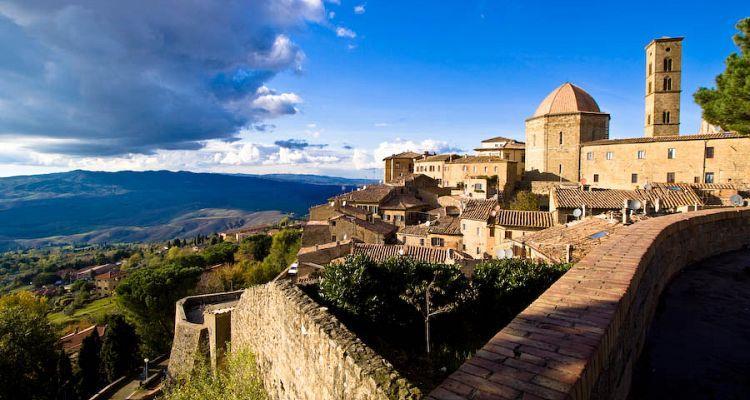 5 Dag 7 Fridag / Mulighet for ekstra utflukt til Volterra og San Gimignano (F) Dagen på egenhånd, men det er mulighet for å bli med på en heldags