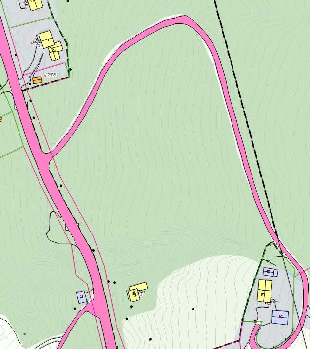 2.4 Menneskeskapte anlegg Det opphaveleg varsla planområdet inkluderer nokre bustader, uthus og hytter.