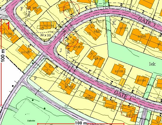 Grunnkart, med reguleringsplan lagt over. Nr.1 angir omsøkte tilbygg, og røde ringer angir bygninger som overskrider byggegrenser.