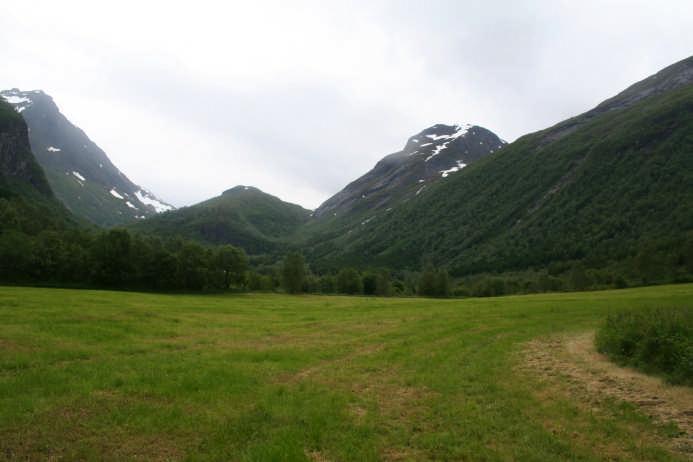 Øggardselva kraftverk OVERSIKTSBILDER FIGUR 31: