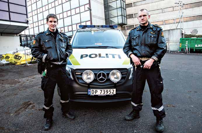 POLITIETS FELLESFORBUND SOM FAGFORENING 36 37 POLITIDEKNING 2. KVARTAL 2017 LØNNEDE ÅRSVERK EKS.