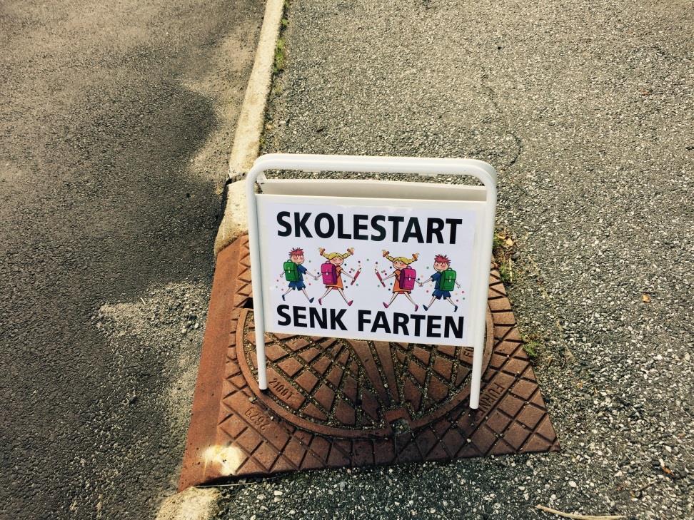 Sak 2 Satsningsområde Trafikk Bakgrunn for valg av satsningsområde: Gjøre skoleveien tryggest mulig for alle skolens elever Hva vi har gjort i 2014/15 Oppfølging av kommunens trafikksikkerhets plan