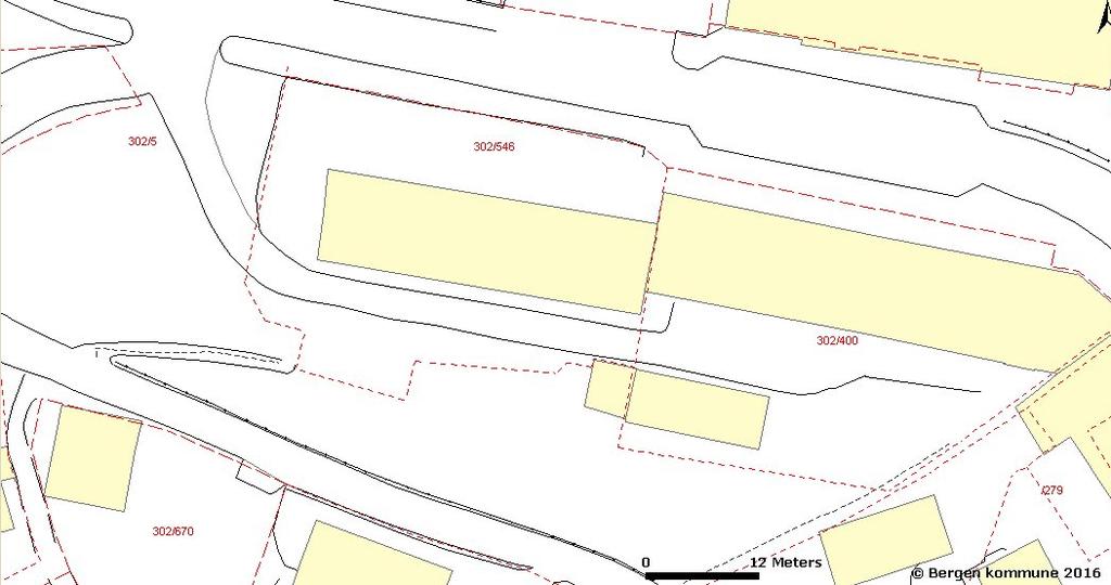 2. Parkering på eigedom 307/63 Dette alternativet er det også peikt på i avslaget frå etaten, og tomta tilhøyrer også tiltakshavar.