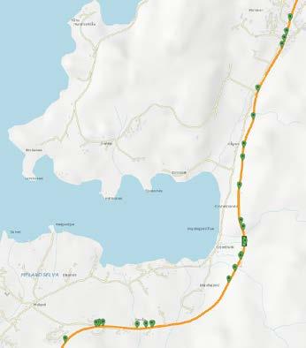 Den kommunale vegen mot planområdet er mindre trafikkert men er også til tider smal og svingete, og er utan eige felt for mjuke trafikantar.