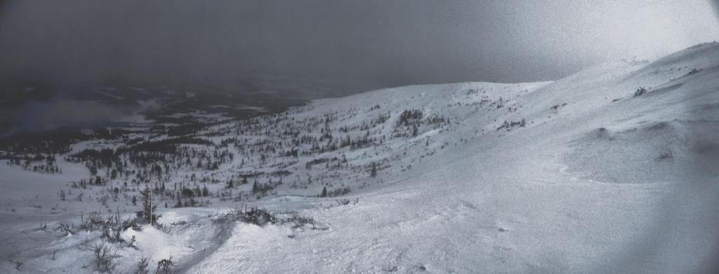 Dokumentnr.: 2127--2-R Dato: 21-3-16 Side: 9 Sørpeskred er en spesiell type snøskred med så mye vann at snøen blir flytende.