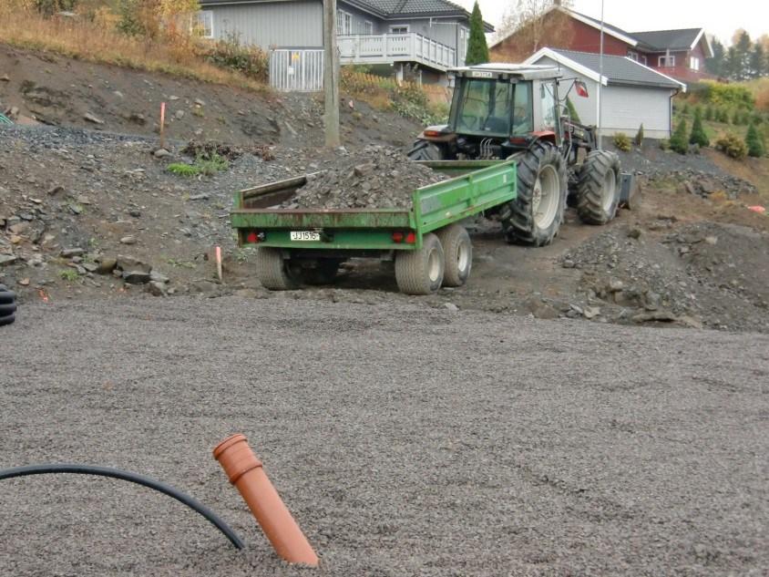 Pukket/singlet komprimert og bunnledninger ferdig