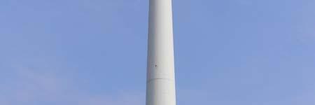 at det planlegges 33 turbiner i området. Høyden på de tårnene ved 3 MW alternativet vil være 80 meter og med en rotordiameter på 90 meter, slik at den totale høyden kan bli 125 m (figur 4.1).