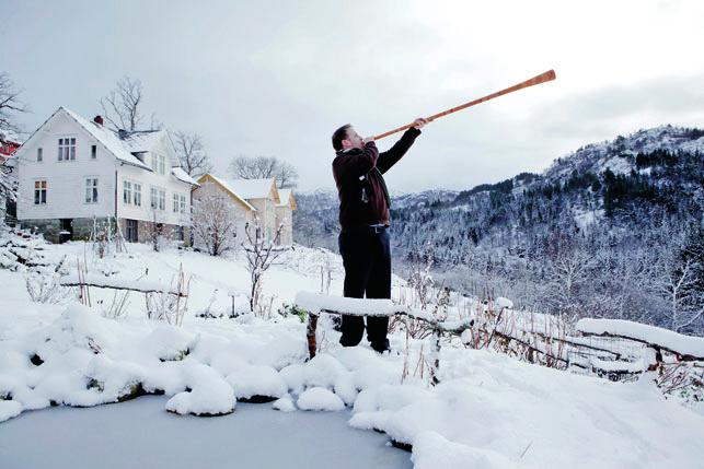 6 Meld. St. 31 2014 2015 Figur 1.1 Haaheim gaard, Tysnes i Hordaland. Garden har hotell, hagekafé og restaurant.