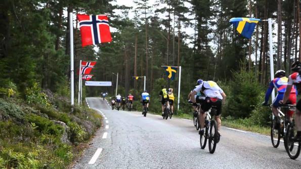 HVA ER FYSISK AKTIVITET OG TRENING «all kroppslig bevegelse produsert av skjelettmuskulatur som resulterer i vesentlig økning av energiforbruket utover hvilenivå» (Bouchard,