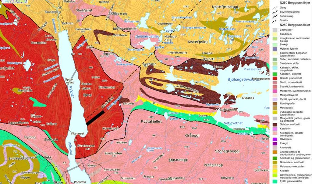 NATURGRUNNLAGET Informasjon om geologi og løsmasser er hentet fra Arealisdata på nett (www.ngu.no/kart/arealisngu). Berggrunnen i tiltaksområdet består av granitt, granodioritt.