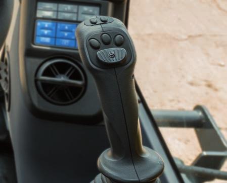 Det nyeste innen manøvrering Proporsjonal betjening De ergonomiske joystickspakene med proporsjonal funksjon ble spesielt formet og utviklet for betjening av en hjulgående gravemaskin.