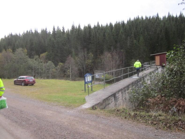 no) Anleggsriggen skal omfatte lokale som kan benyttes av byggherren.