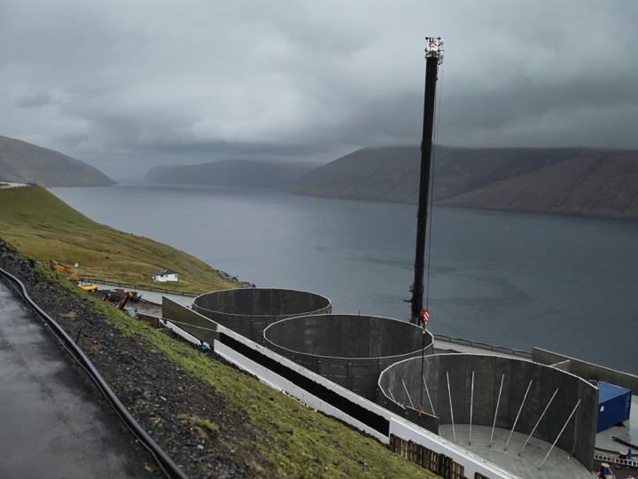 Landbaserte anlegg kan og må byggast møkje større enn det vi hittil har gjort for smolt.