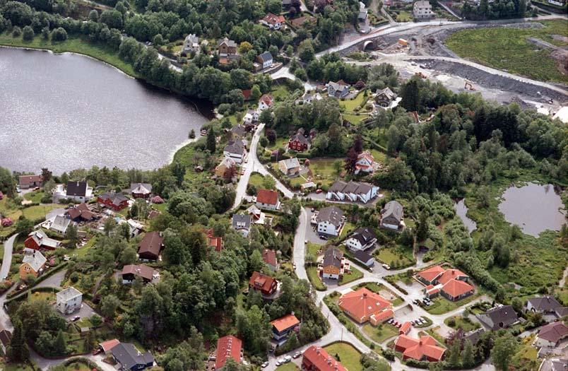 4.2 Avgrensning Planområdet er i hovedsak avgrenset av eiendommene gnr 42 bnr 40, 171 og 938. Planområdet Osbanetraseen Hardangervegen E39 N Ortofoto av nærområdet 4.