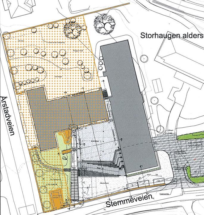 Elementnr: 3 Elementnavn: Bunker Beskrivelse: Del av overbygning for nedgang til bunker fra magasinet/hovedbygning. Opprinnelig murerarbeide rundt tre som ble bevart.