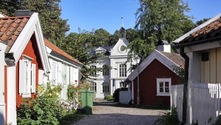 Byporten Västerport (1.4 km) Denne fascinerende byporten kalles Västerport og av og til Högvakten.