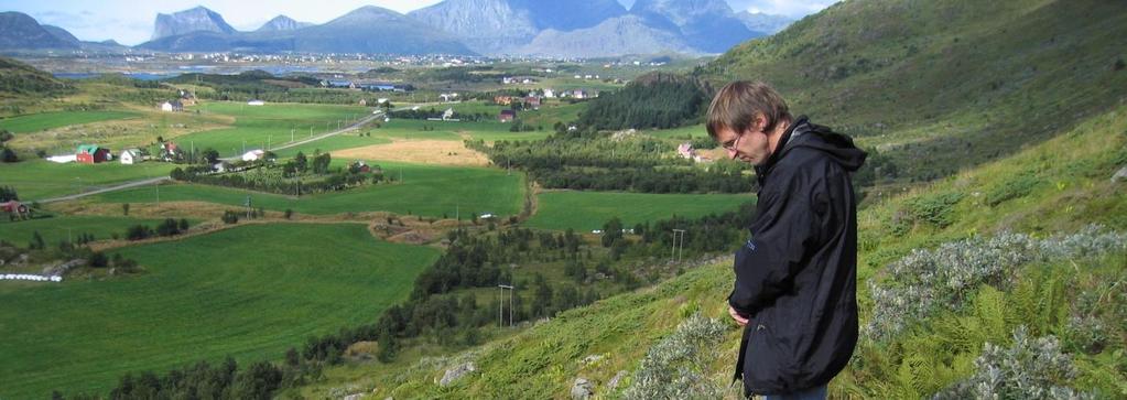 Grunnvannsundersøkelse for Mortsund/Sandsund vannverk og Petvik/Ramsvik vannverk 6 3.2 Petvik og Ramsvik vannverk Dagens vannforsyning er basert på to vanninntak.