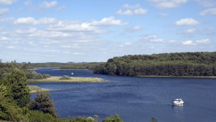 Båttur i Schwerin (24.4 km) En båttur på Schweriner See er en hyggelig opplevelse på en solskinnsdag.