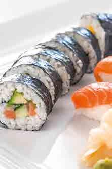 Nye internasjonale trender viser at sushi er en kjapp, lettvint matrett som nå overtar plassen til annen kosemat. Noen har kanskje allerede sushi som sin fredagsfavoritt.