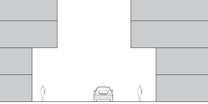 32 Innenfor felt 9A skal bebyggelsens fasade, opp til kote 9,5, trekkes minimum tre meter inn fra viste formålsgrenser. Dette skal gjøres for å sikre et overbygget areal på bakkeplan ved Storgata.