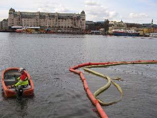 Pkt Beskrivelse/aktivitet Vann Det er ikke tatt prøve av vann fra byggegrop i april 2006. Renseanlegg Det ble tatt prøve av vann inn i renseanlegget og vann ut av anlegget den 25.04.06. Prøvetakingen er rapportert i HL32_250406_V, og resultatet av prøvetakingen er lagt ved i vedlegg 1C.