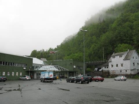 Uavhengig av valt løysing, vil ny stasjon difor få ei plassering litt på sida av det eksisterande utbyggingstyngdepunktet.