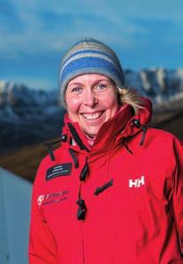 Siden 2001 har hun jobbet som purser, og hun var faktisk med MS Nordnorge når hun seilte sin første sesong i Antarktis i 2002.