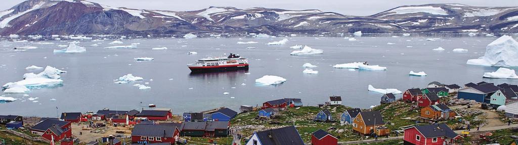 Hurtigruten FAKTA og ANBEFALINGER Språk Grønland er tospråklig, der grønlandsk er hovedspråket og dansk er sidespråket. Innbyggere Det bor ca 57000 inbyggere på Grønland, hvorav ca. 15.