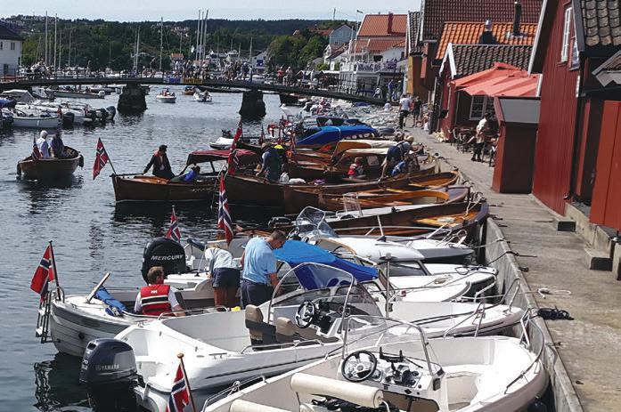 Tippvogge og hele 24 kjølruller håndterer katamaranskroget skånsomt.