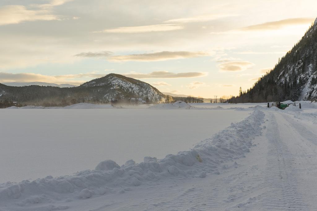 Altnativ Øya Sto tomtaal God